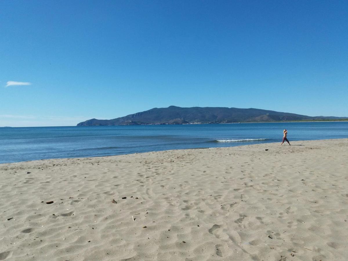 Capolinea Al Mare Bed and Breakfast Orbetello Eksteriør billede